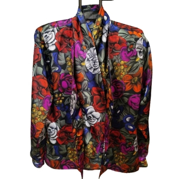 Martinique Floral Shawl Collar Pullover With Faux Button Font Gem Colors 8 - Picture 4 of 9